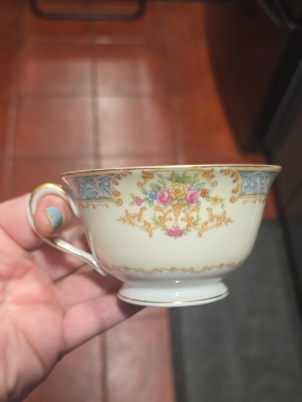 Norittake Chevonia Floral Gold Trim Porcelain Teacup